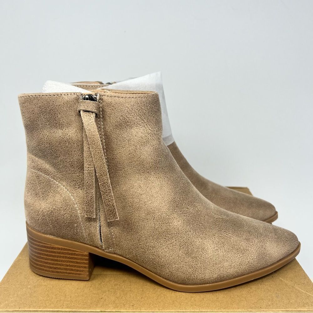 Journee Collection Sadiya Bootie - Picture 2 of 9